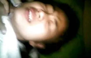 Փեսան գոլֆ-պոռնո տեսնում է իր փեսացուն, մարզիկին