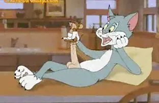 Կնոջը ես դա չեմ ուզում, բայց ամուսինս, միեւնույն է, սիրողական պոռնո լուսանկար ստիպում է թույլ տալ, որ բերանը