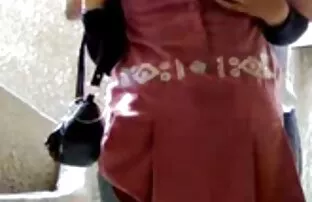 Նրա ամուսինը շրջադարձ նման ֆանտազիա պոռնո voyeur, երբ նրա կինը, սիրո կրծքեր