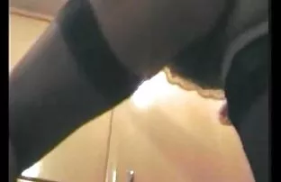 Երեք Կորեայի չափահաս ֆիլմ Նա մի տղա է լողավազանում