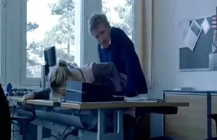 Պոտ Մաուն խեղդել շատ անվճար պոռնո է մարզադահլիճում մարզվելուց հետո, հետապնդելով ավելի քան 26 Kelsey-ին