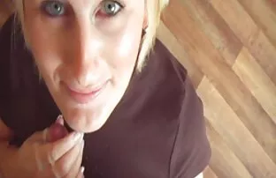 Աղջիկներ twisty butts քայլում լավ պոռնո blondes