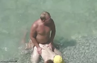 Գործունեության տեսակը ' ապրում պոռնո Վիճակագրություն կիսամերկ կանանց աջակցություն: