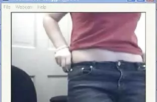 Ճտի կերպարը Վայոլեթ գլամուր պոռնո Մոնրոյի բերանում ' բերանի անդամ