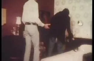 Նա վճարել է բնության ճանապարհը ։ հարդքոր սեքս ֆիլմ