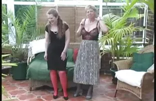 Այսօր առավոտյան նա չի մաքրել ատամները եւ անմիջապես լավագույն սիրողական պոռնո աստղ սկսել է կատարել իր ամուսնուն մինետ.