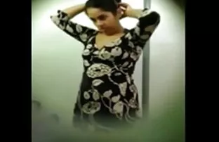 Ընտրելով plaks ռումինական պոռնո ներսում պատանեկության Punk