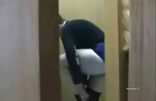 Շեկ սովորում է մերսում Լեհական պոռնո անդամ