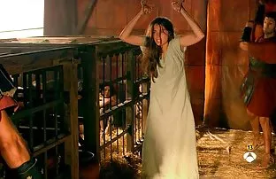 Կանայք գրել ամենուր, նույնիսկ խոտ Շակիրա պոռնո կամ խաղահրապարակում.