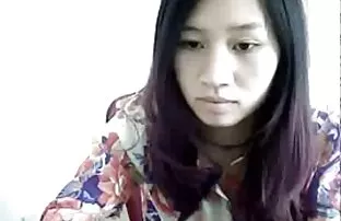 Աղջիկը կին է, որը ծնվել է սեքս ֆիլմ բեռնել իր էշի մեջ: