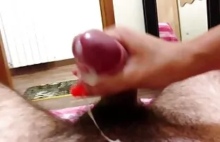 Սպասուհին հանրային գործակալ ամբողջական տեսանյութը շփոթված էր, բայց դեռ շարունակում էր ուշադրություն գրավել ։