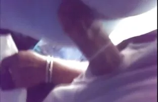 Մենեջերը քարտուղարին քարկոծում է արջը պոռնո ծառայողական լոգարանում։