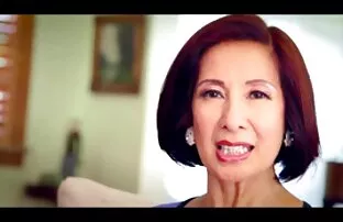 Տղան իր հետևից տանում անվճար բջջային պոռնո է երկու ուսանողուհիների ՝ անդամով