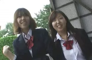 Նրա կինը կոպիտ պոռնո գաղտնի տեսնում է իր ամուսնուն որպես իր կնոջ